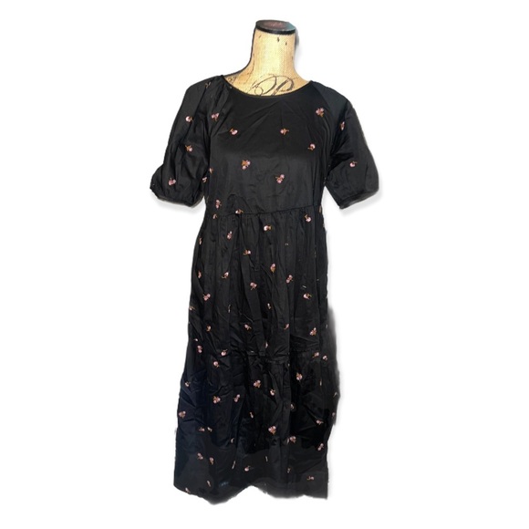 Madewell Short-Sleeve Cattail Tiered Dress in Amie Floral - Picture 5 of 5